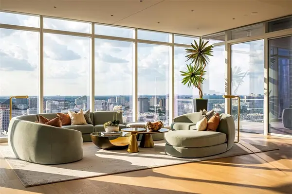 1747 Leonard Street #2201, Dallas, TX 75201