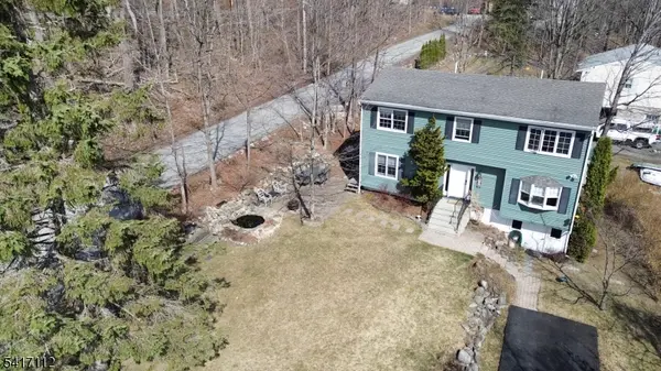 405 Cherry Ridge Rd, Vernon Twp., NJ 07422