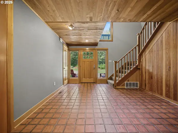 21010 E COUNTRY CLUB RD, Brightwood, OR 97011