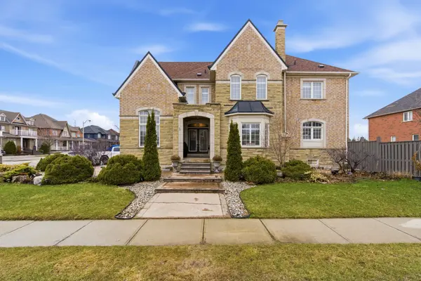 2 Calderstone RD, Brampton, ON L6P 2A4