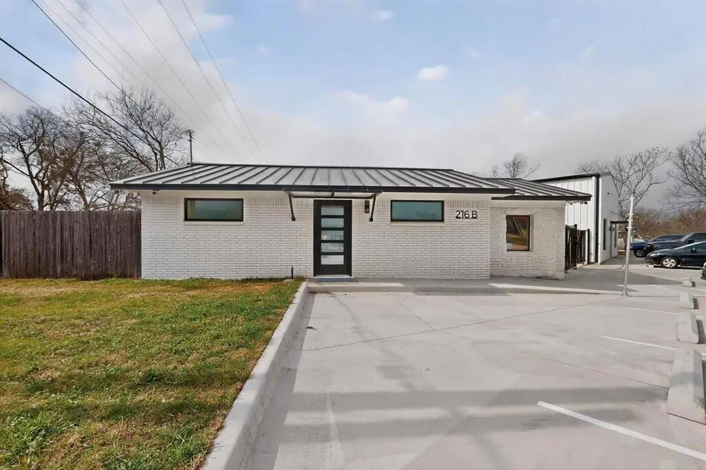 216 James Street #B, Roanoke, TX 76262