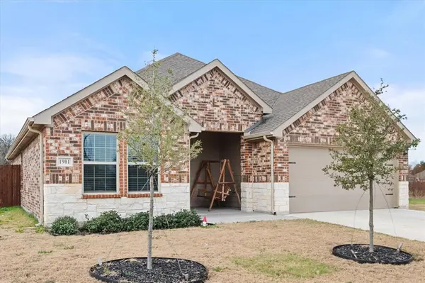 1901 Sandy Knoll Drive, Kaufman, TX 75142