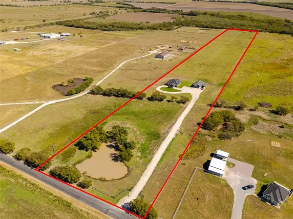 3530 Southmayd Road, Whitesboro, TX 76273