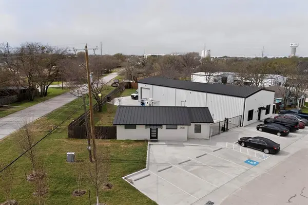 216 James Street #B, Roanoke, TX 76262