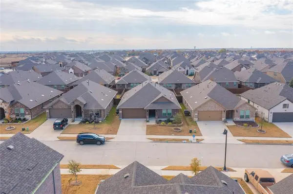 1101 Lawndale Street, Celina, TX 75009