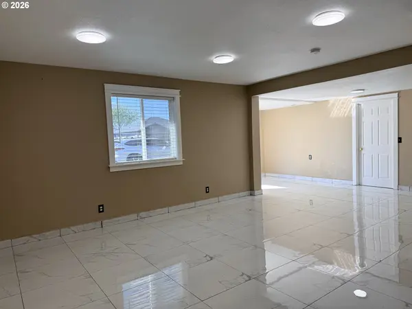 1750 NE NORTH ST, Hermiston, OR 97838