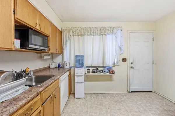 317 Centre ST, Cremona, AB T0M 0R0