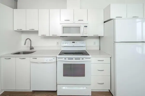 3830 Brentwood RD NW #410, Calgary, AB T2L 2J9