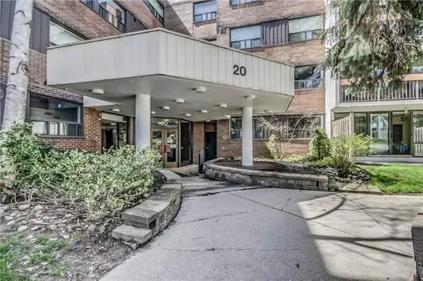 20 Sunrise AVE #308, Toronto C13, ON M4A 2R2