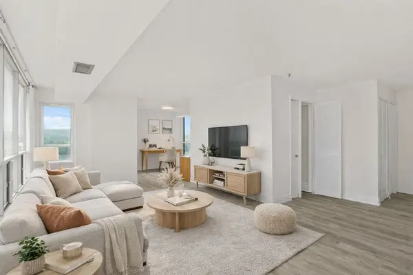 3050 Ellesmere RD #906, Toronto E09, ON M1E 5E6