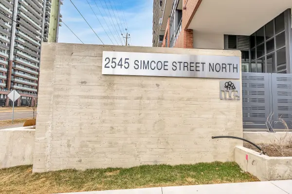 2545 Simcoe ST N #2215, Oshawa, ON L1L 0W3