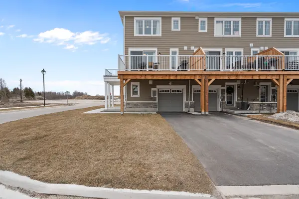 83 Shelburne AVE, Wasaga Beach, ON L9Z 0L2