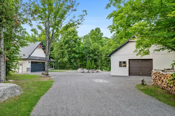 975 Ray RD, Centre Hastings, ON K0K 2K0