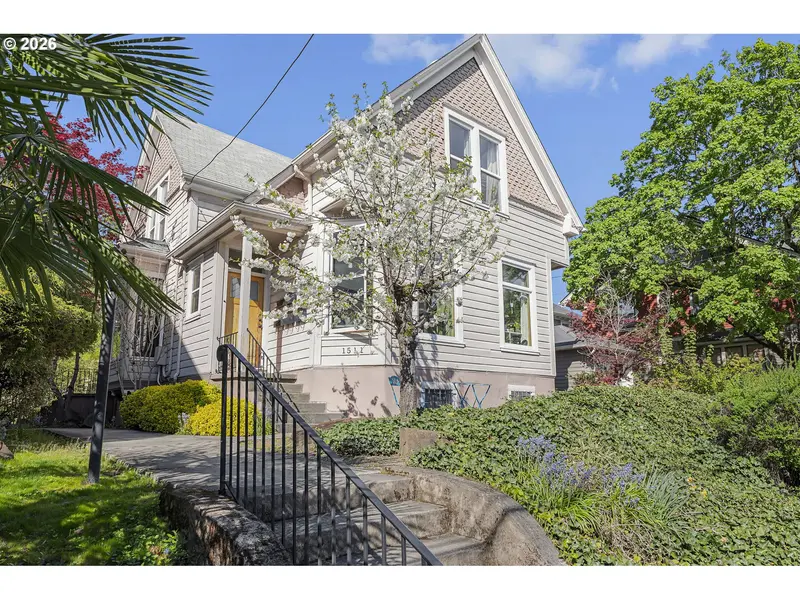 1511 NE TILLAMOOK ST, Portland, OR 97212