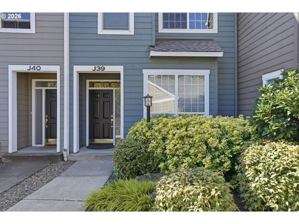 9008 NE 54TH ST #J39, Vancouver, WA 98662