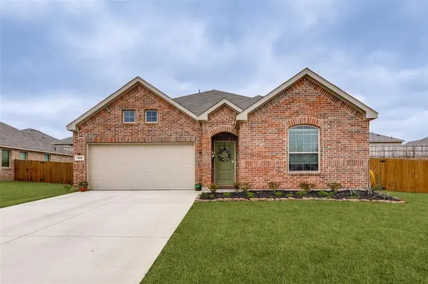 1213 Dragon Way, Azle, TX 76020