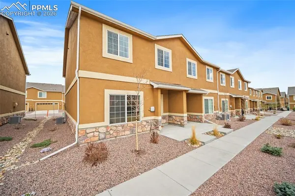 7617 Black Spruce HTS, Colorado Springs, CO 80908