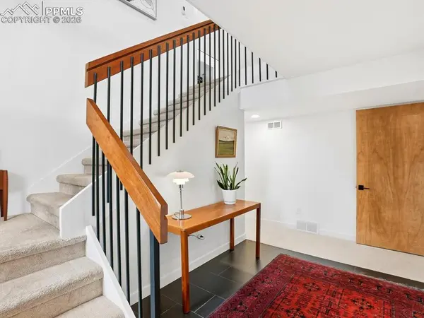 4915 Red Rock DR, Larkspur, CO 80118