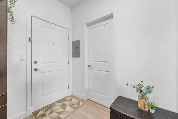 11811 Lake Fraser DR SE #6608, Calgary, AB T2J 7J4