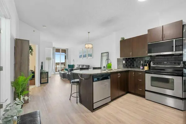 11811 Lake Fraser DR SE #6608, Calgary, AB T2J 7J4