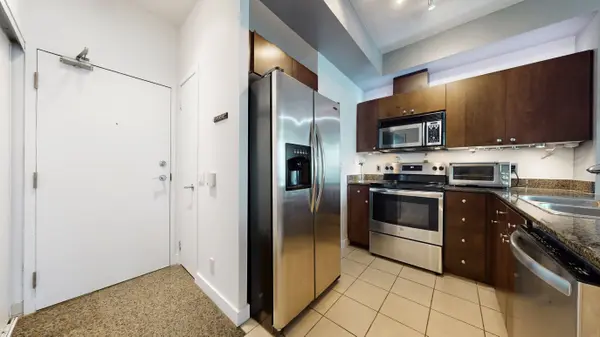 361 Front ST W #3301, Toronto C01, ON M5V 3R5