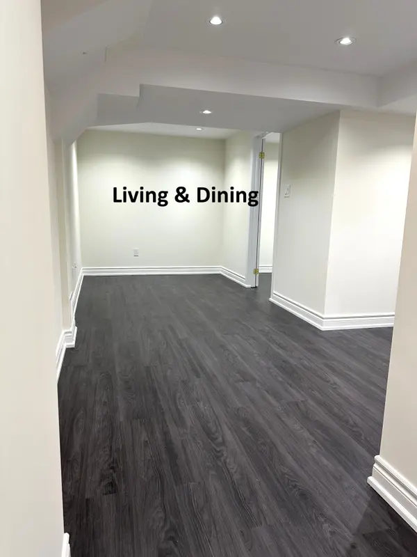 5 Dent ST, Ajax, ON L1T 4E8