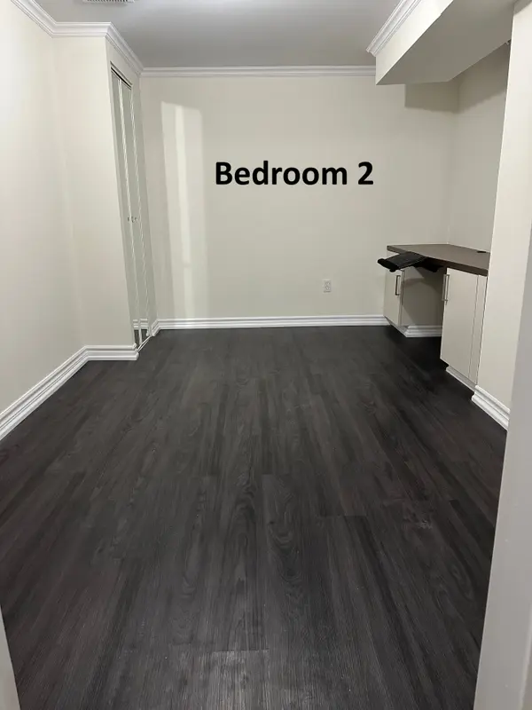 5 Dent ST, Ajax, ON L1T 4E8