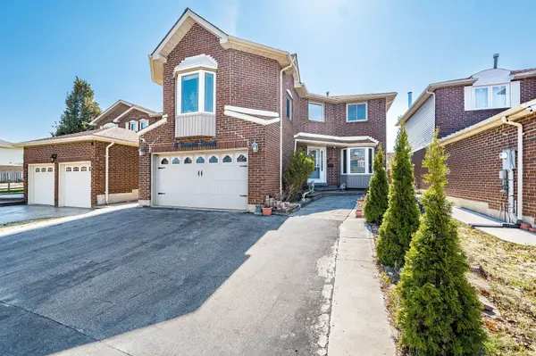 4 Howell ST, Brampton, ON L6Y 3J6