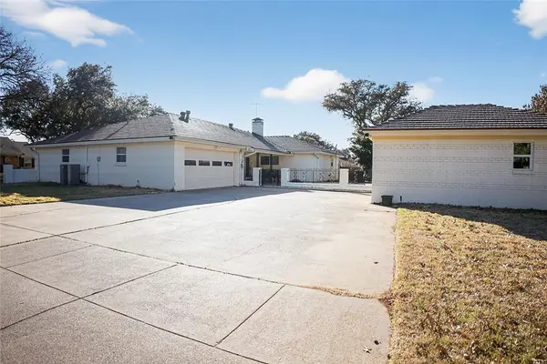 6425 Heidelburg Court, North Richland Hills, TX 76180