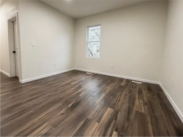 693 3rd ST #1, Albany, NY 12206