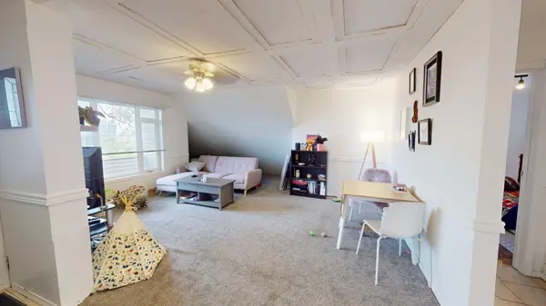 1625 23 AVE SW, Calgary, AB T2T 0V1