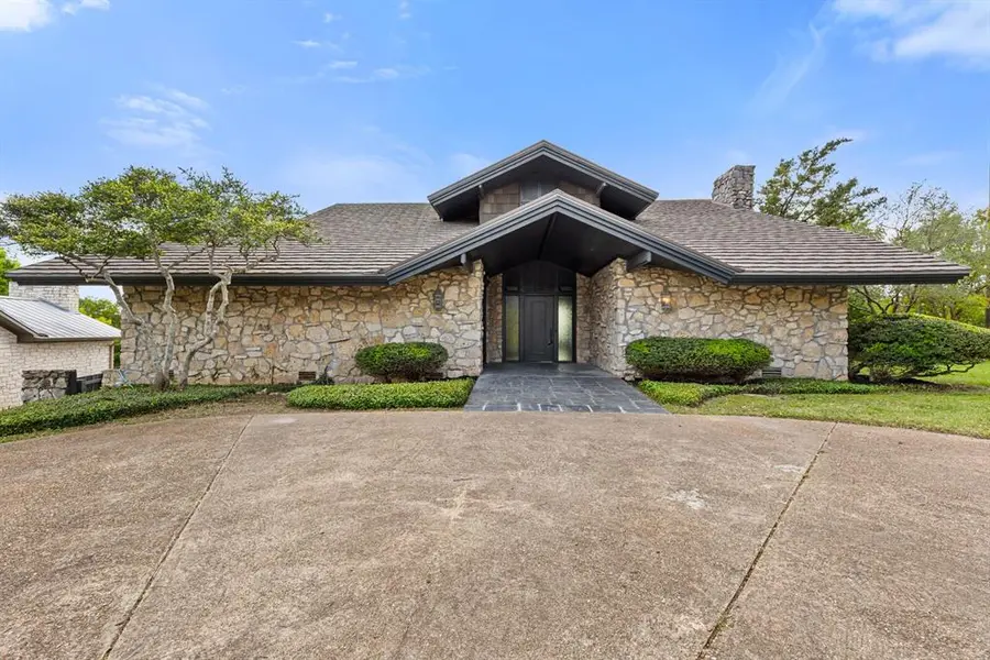 1188 Windwood Lane, Woodway, TX 76712