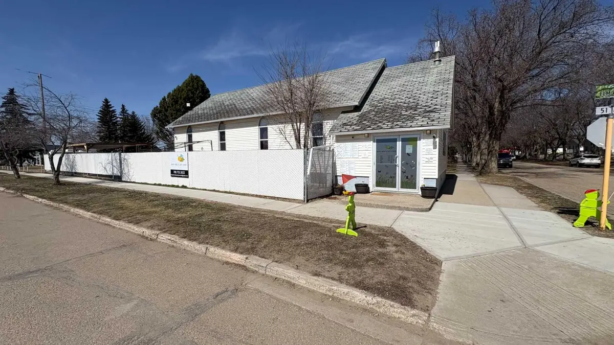 5104 48 ST, Provost, AB T0B 3S0