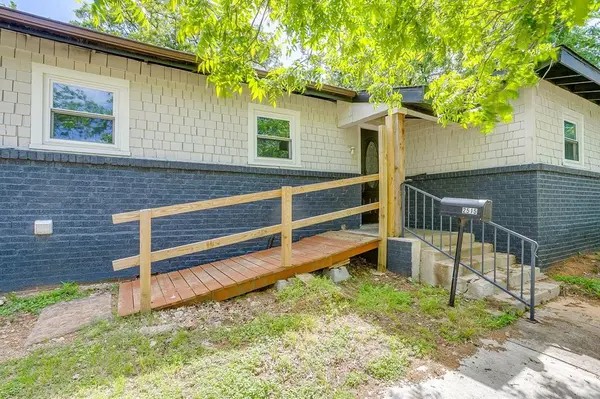 2515 Yeager Street, Fort Worth, TX 76112