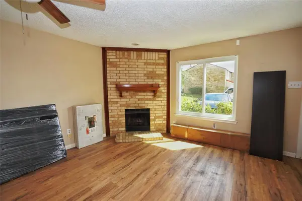 119 Austin Stone Drive, Duncanville, TX 75137