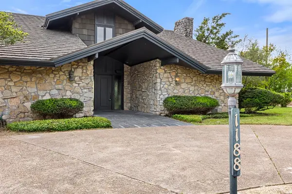 1188 Windwood Lane, Woodway, TX 76712