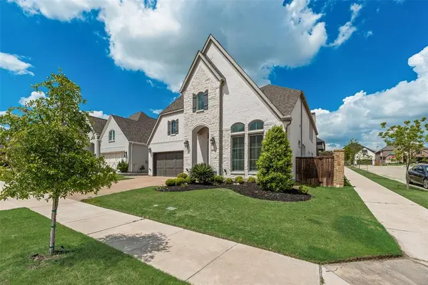 1753 Sir Dustin Lane, Carrollton, TX 75010