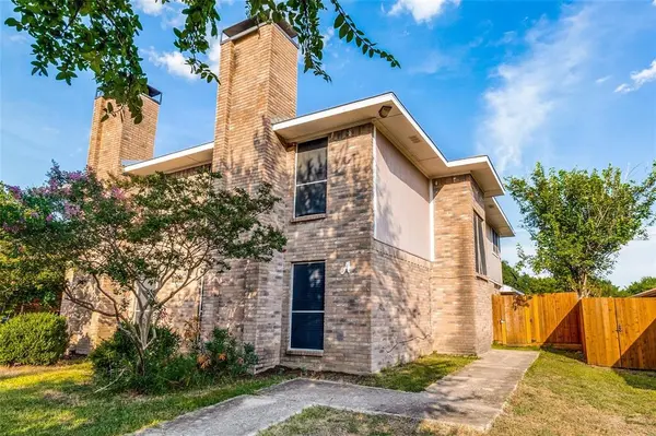 2414 Cordoba Drive, Carrollton, TX 75006