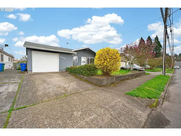 2304 SE 101ST AVE, Portland, OR 97216
