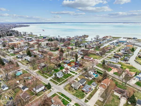 35870 Alfred ST, New Baltimore, MI 48047