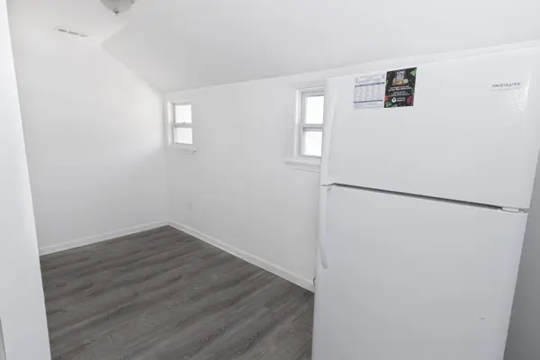 125 Bell ST #b, Ypsilanti Twp, MI 48197