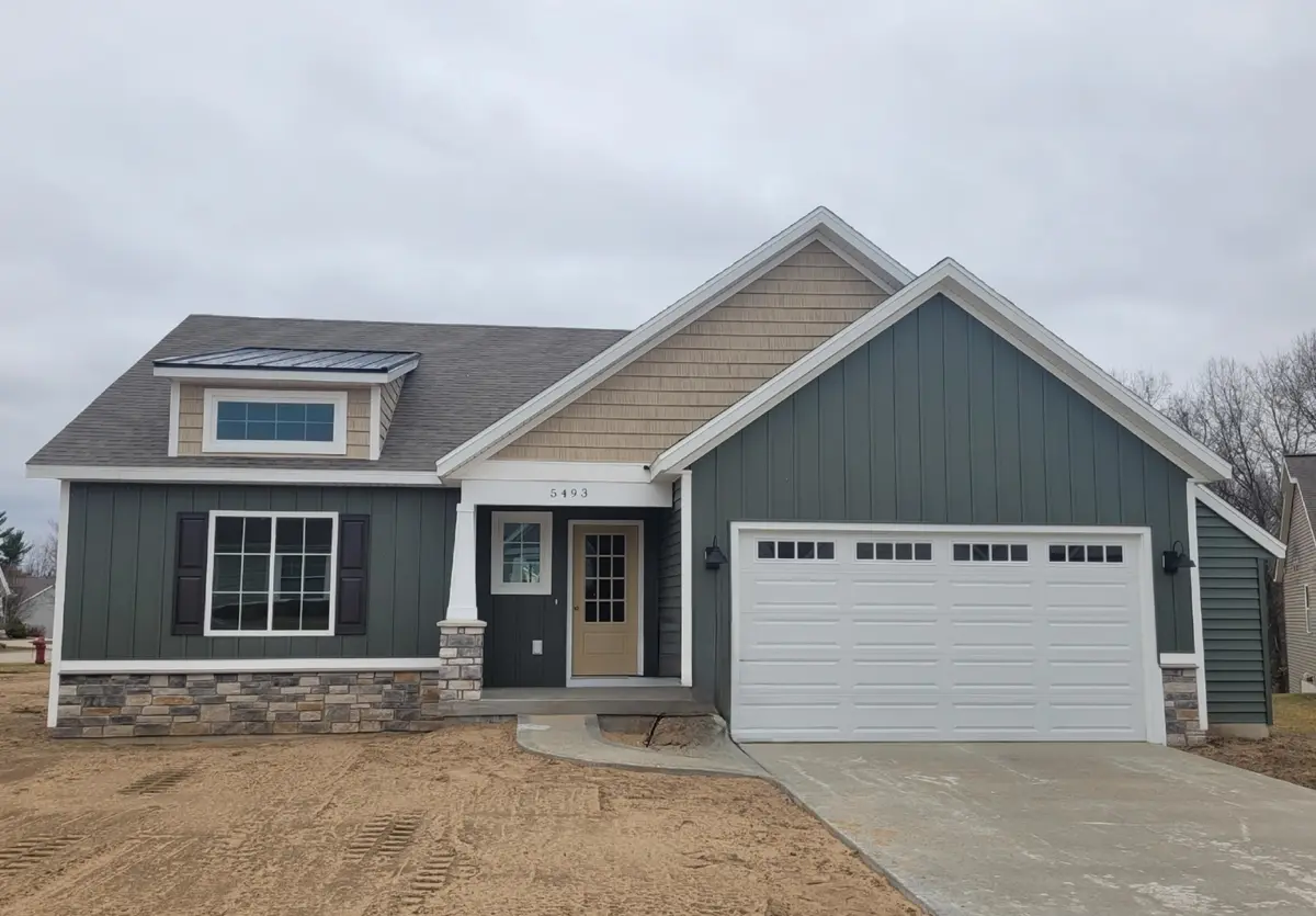 Unit 79 Rose Ridge DR NE, Cannon Twp, MI 49341