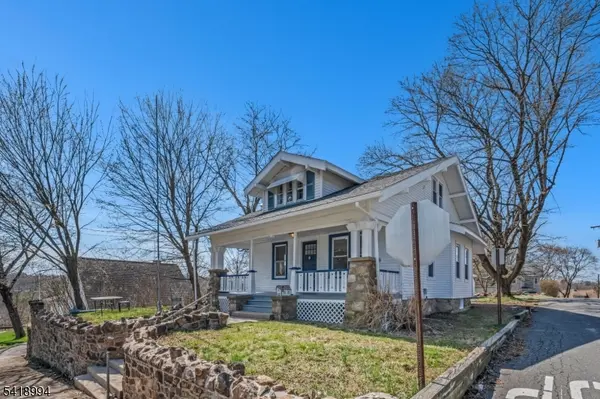 52 Thomas St, High Bridge Boro, NJ 08829