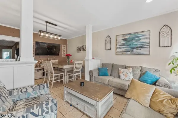 160 Burgess Pl, Passaic City, NJ 07055