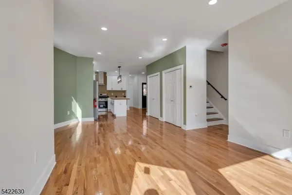 249 Hillside Ave, Leonia Boro, NJ 07605