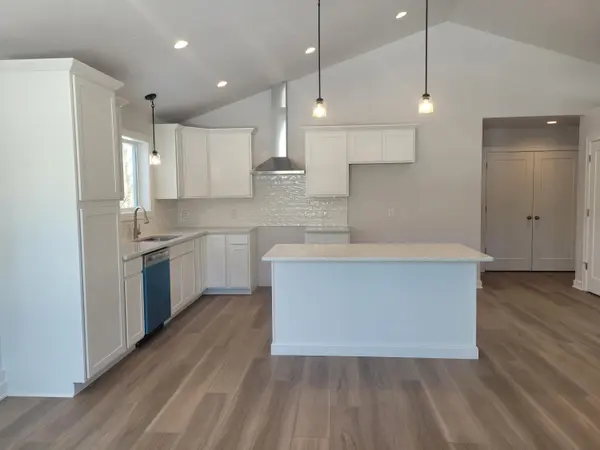 Unit 79 Rose Ridge DR NE, Cannon Twp, MI 49341