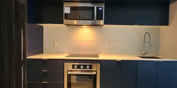 28 Avondale AVE #1110, Toronto C14, ON M2N 0K2