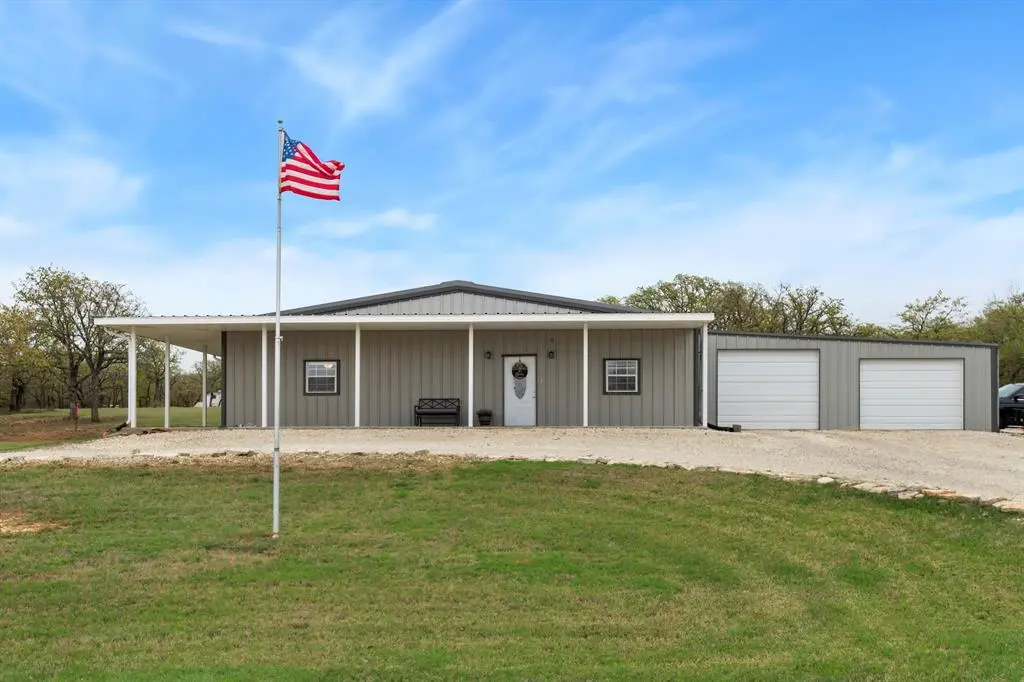 346 Nocona Drive, Nocona, TX 76255
