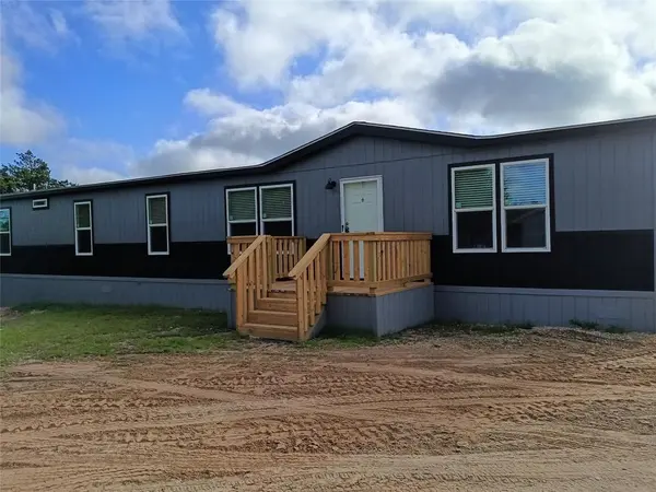 700 Woodhaven Drive, Springtown, TX 76082