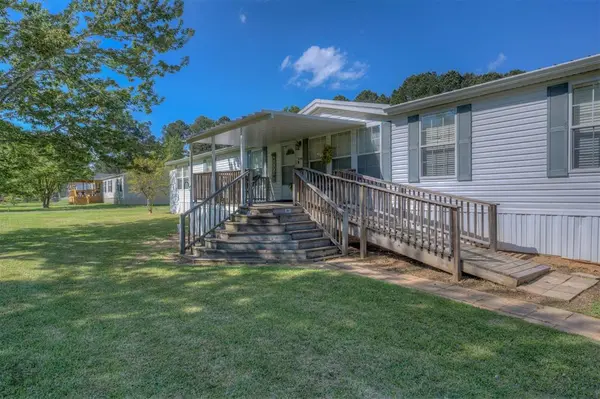 8384 Sophie Lane, Greenwood, LA 71033